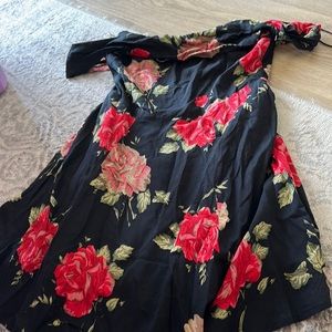 Dainty Hooligan off shoulder dress